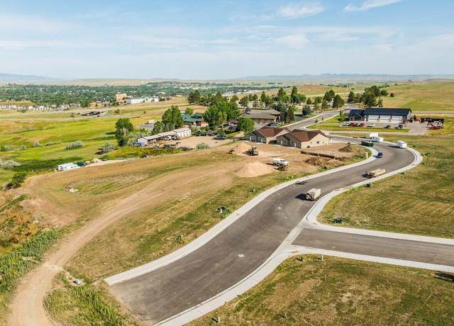 Property at 626 Valley View Dr, Sheridan, WY 82801, 3 beds, 2 baths