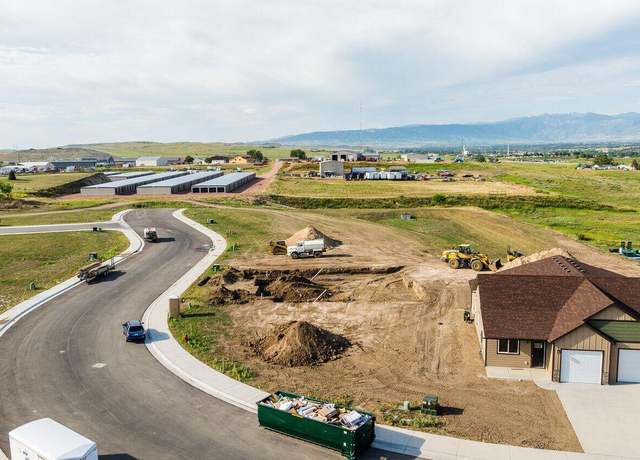 Property at 634 Valley View Dr, Sheridan, WY 82801, 3 beds, 2 baths