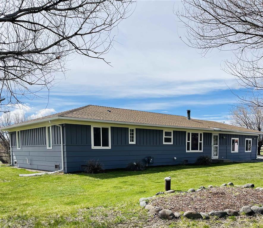 16 Absoraka Dr, Cody, WY 82414 | MLS# 10030112 | Redfin