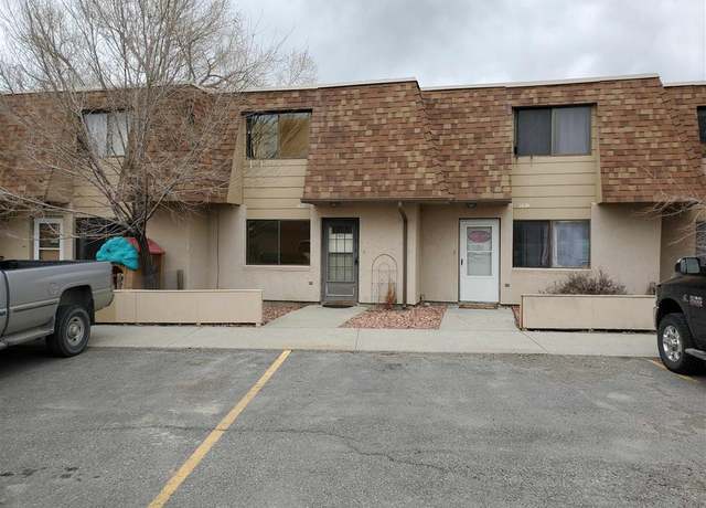 Property at 1817 Mountain View Dr, Cody, WY 82414, 3 beds, 1.5 baths