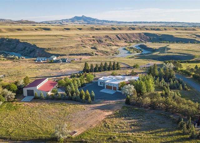 Property at 1531 Gulch St, Cody, WY 82414, 3 beds, 3 baths