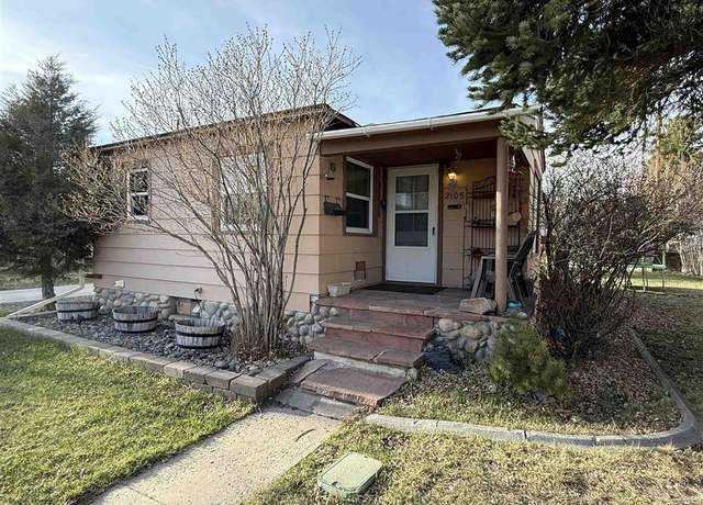 Property at 2105 Stampede Ave, Cody, WY 82414, 3 beds, 1 bath