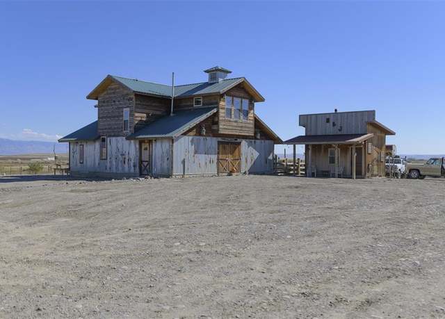 Property at 828 Lane 8, Lovell, WY 82431, 2 beds, 2 baths