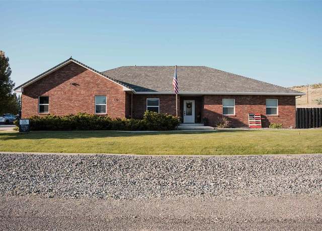 Property at 116 S Chugwater Dr, Cody, WY 82414, 5 beds, 3.5 baths