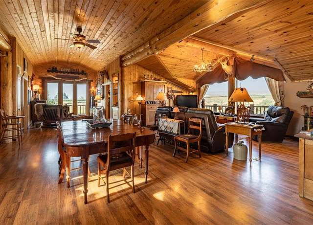 Property at 115 Lane 16 Ln, Cody, WY 82414, 2 beds, 1 bath