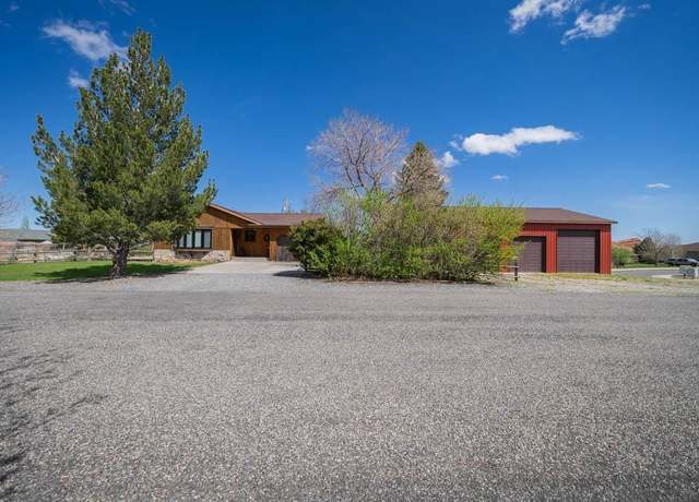Property at 2322 Gentle St, Cody, WY 82414, 5 beds, 3 baths