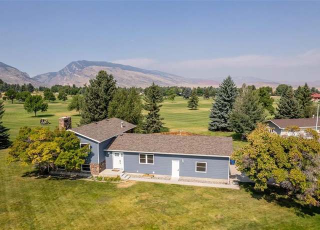 Property at 10 Spoon Club Dr, Cody, WY 82414, 3 beds, 2.5 baths
