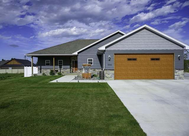 Property at 3344 Hardpan Ave, Cody, WY 82414, 5 beds, 3 baths
