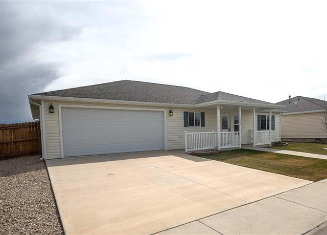 Property at 1110 E Madison St, Powell, WY 82435, 3 beds, 2 baths