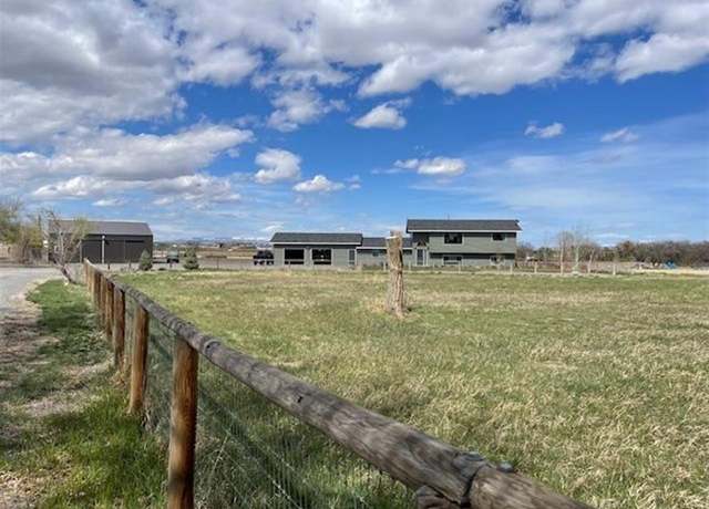Property at 841 Riverside Ave, Powell, WY 82435, 5 beds, 3.5 baths