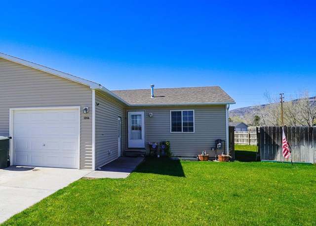 Property at 1206 Blue Water Ct, Cody, WY 82414, 4 beds, 2 baths