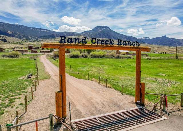 Property at 3080 & 3064 North Fork Hwy, Cody, WY 82414, 4 beds, 2.5 baths