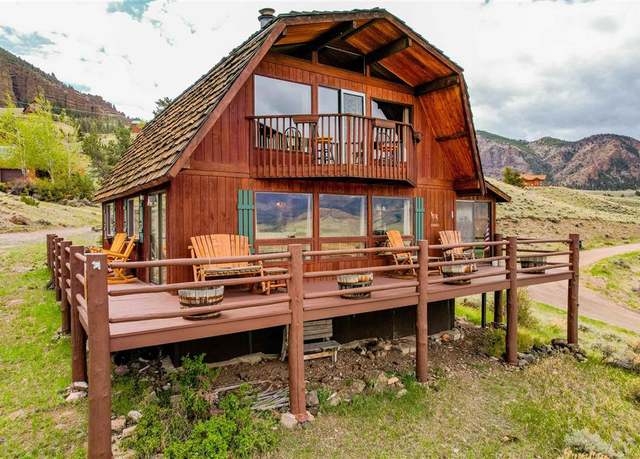 Property at 141 Cloudy Dr, Cody, WY 82414, 3 beds, 1.5 baths