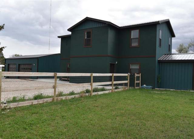 Property at 914 Lane 11 1/2, Powell, WY 82435, 3 beds, 2.5 baths