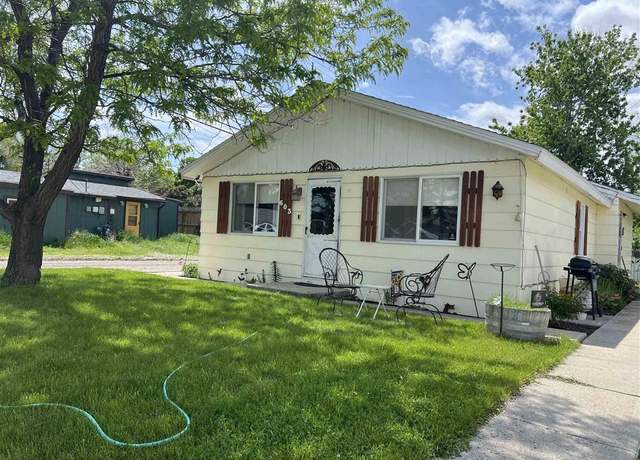 Property at 603 14th St, Cody, WY 82414, 3 beds, 1 bath