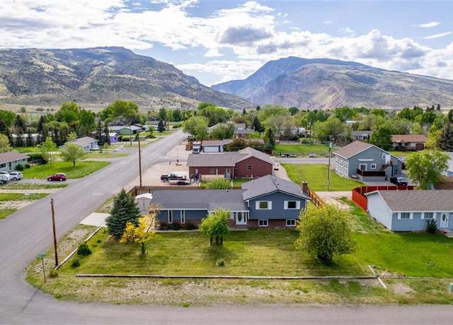 Property at 2235 Gentle St, Cody, WY 82414, 4 beds, 2 baths