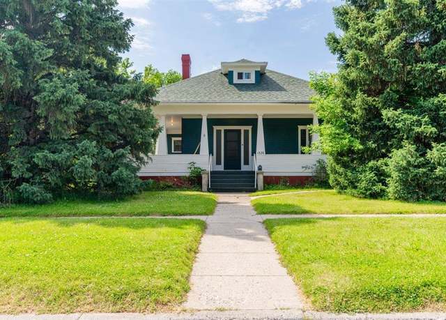 Property at 1526 Beck Ave, Cody, WY 82414, 3 beds, 2 baths