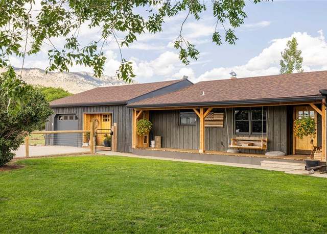Property at 30 Carter Mountain Rd, Cody, WY 82414, 5 beds, 3.5 baths