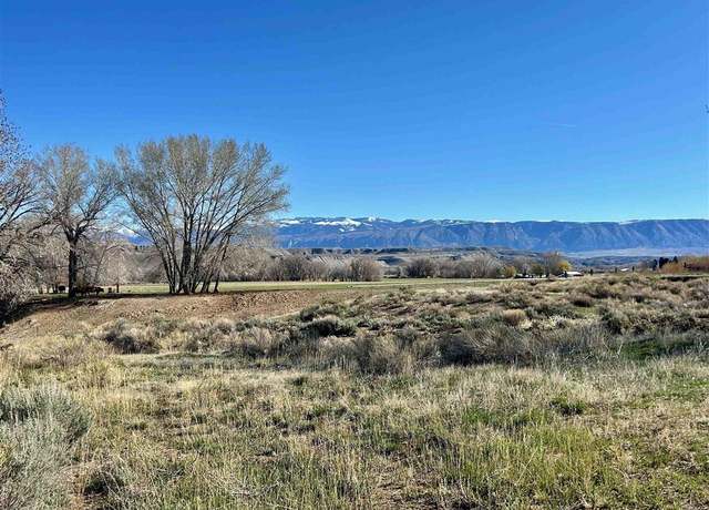 Property at 845 Hwy 14, Greybull, WY 82426, 4 beds, 2 baths
