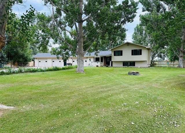Property at 871 E Christy Ln, Powell, WY 82435, 3 beds, 2.5 baths
