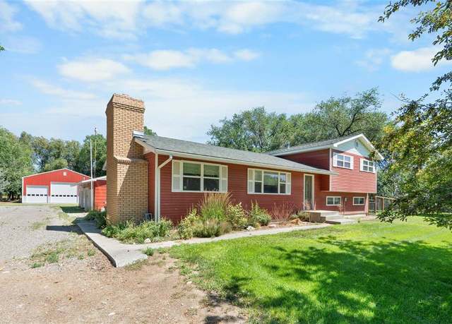 Property at 617 Lane 9 Ln, Powell, WY 82435, 4 beds, 2 baths