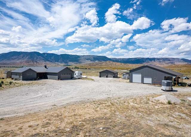 Property at 5 Cowboy Dr, Clark, WY 82435, 2 beds, 2 baths