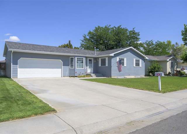Property at 139 East 7th St, Powell, WY 82435, 5 beds, 3 baths