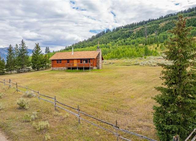 Property at 17 Rustic Rd, Cody, WY 82414, 2 beds, 1 bath