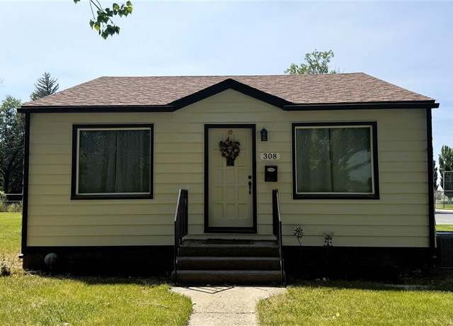 Property at 308 Hampshire Ave, Lovell, WY 82431, 3 beds, 1.5 baths