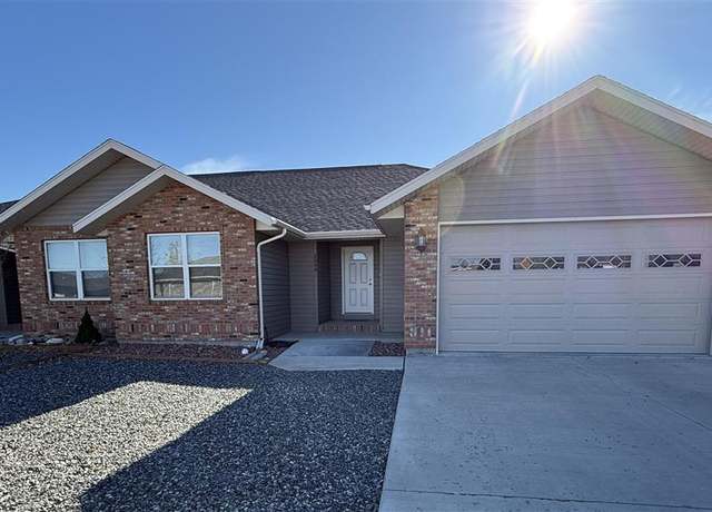 Property at 2944 Kent Ave, Cody, WY 82414, 2 beds, 2 baths