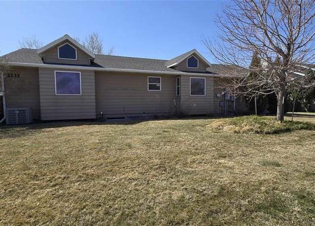 Property at 2132 Cougar Ave, Cody, WY 82414, 4 beds, 4 baths