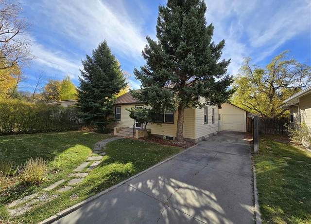 Property at 932 Canyon Ave, Cody, WY 82414, 2 beds, 2 baths