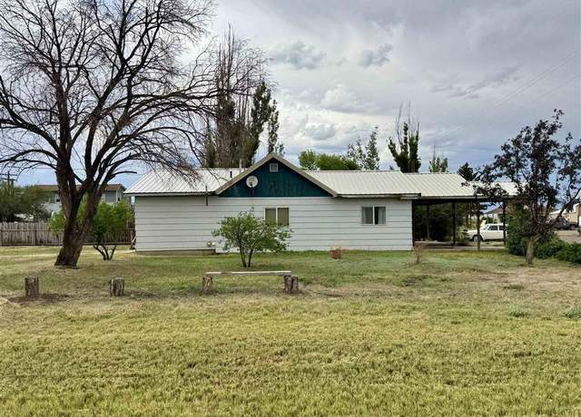 Property at 20 1st Ave Ave E, Deaver, WY 82421, 3 beds, 2 baths