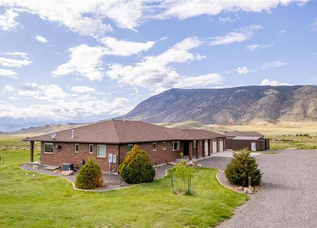 Property at 31 Diamond Basin Rd, Cody, WY 82414, 5 beds, 3 baths