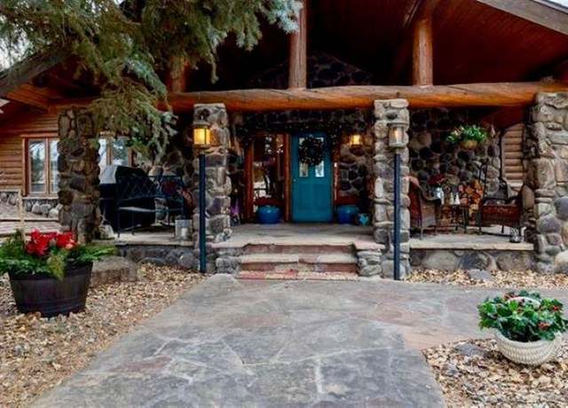 Property at 366 Lower Southfork Rd, Cody, WY 82414, 5 beds, 5 baths