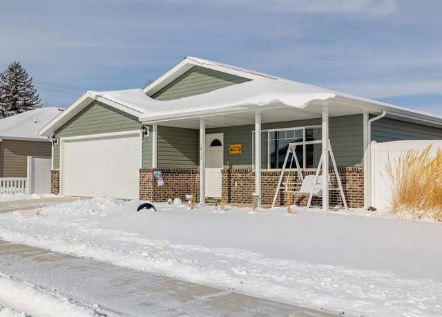 Property at 1017 Van Pl, Powell, WY 82435, 3 beds, 2 baths