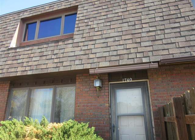 Property at 1740 26th St, Cody, WY 82414, 2 beds, 1.5 baths