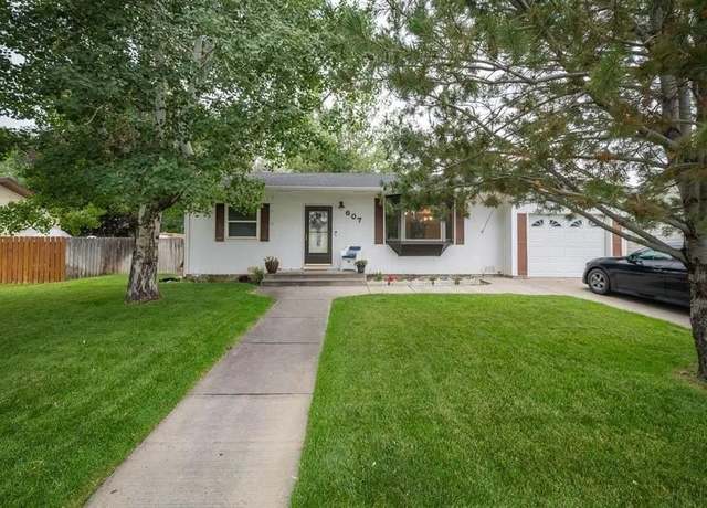 Property at 607 7th St, Cody, WY 82414, 3 beds, 2 baths