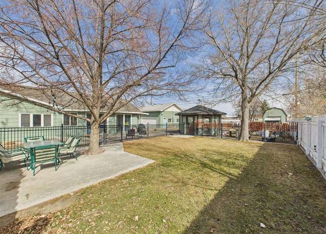 Property at 475 N Day St, Powell, WY 82435, 2 beds, 3 baths