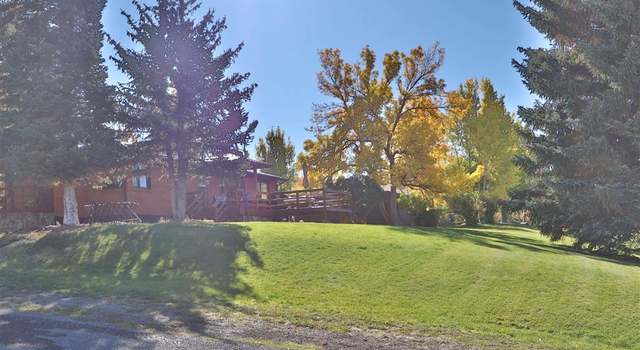 Photo of 2051 Nevada St, Meeteetse, WY 82433