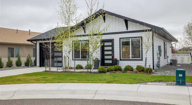 Photo of 838 Duesenberg Ct, Cody, WY 82414