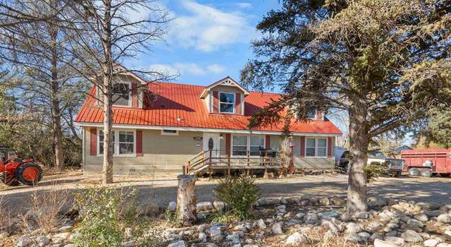 Photo of 20 N 2nd St St E, Cowley, WY 82420