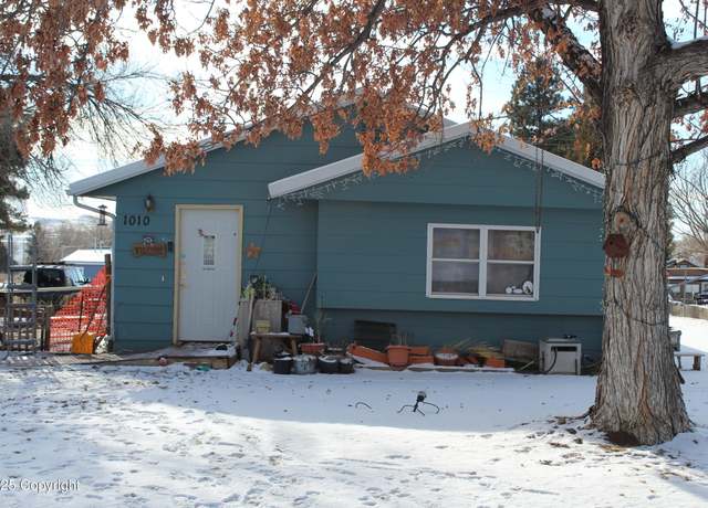 Property at 1010 Wood St, Newcastle, WY 82701, 2 beds, 2 baths