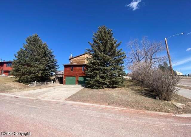Property at 424 Range Cir, Wright, WY 82732, 4 beds, 2.5 baths