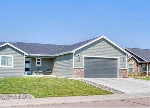 Property at 135 Tabor Ln, Gillette, WY 82718, 5 beds, 3 baths
