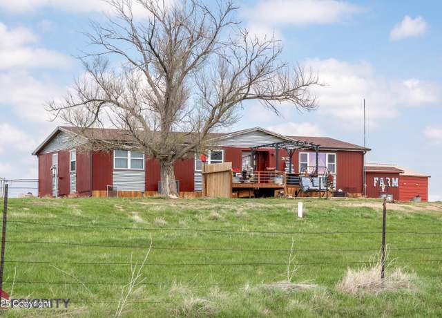 Property at 122 Lewis Rd, Gillette, WY 82718, 4 beds, 2 baths