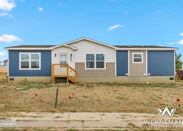 Property at 1511 Lemoncreek Ct, Gillette, WY 82716, 3 beds, 2 baths