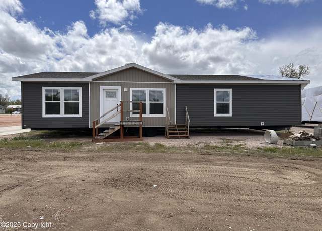 Property at 1504 Boysencreek, Gillette, WY 82716, 3 beds, 2 baths