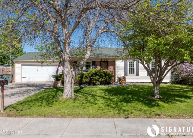 Property at 2109 Foxhill Ave, Gillette, WY 82718, 4 beds, 3.5 baths
