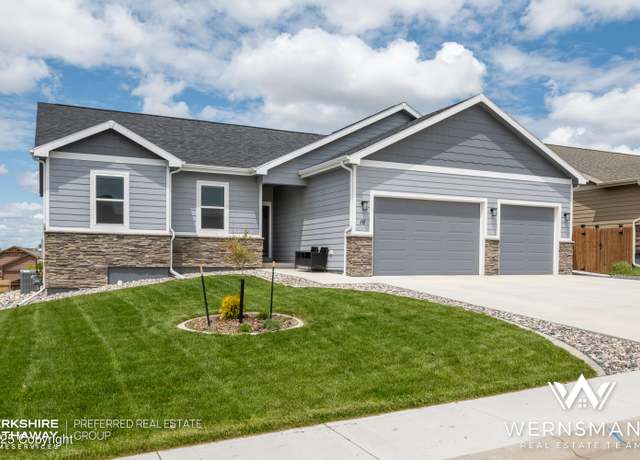 Property at 16 Kettleson Xing, Gillette, WY 82718, 3 beds, 2 baths